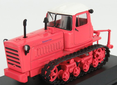 Edicola Vladimirets Dt-75 Tractor 1963 - Damage Blister Box 1:43 Tmavě Růžová