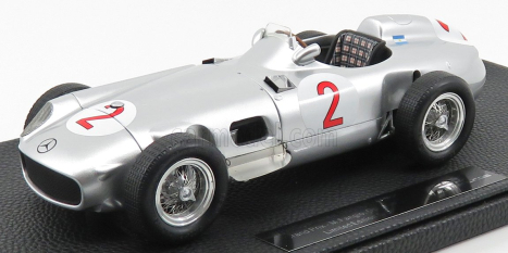 Gp-replicas Mercedes benz F1  W196 N 2 Argentina Gp Juan Manuel Fangio 1955 World Champion 1:18 Silver