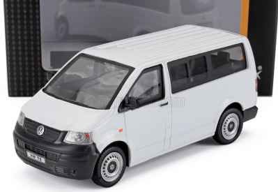 Hongwell Volkswagen T5 Minibus 2010 1:43 Bílá