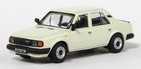 ROZBALENO - Škoda 120L (1984) 1:72 - Bílá Ledová