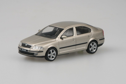 Abrex Škoda Octavia II (2004) 1:43 - Béžová Sahara Metalíza