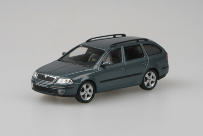 Abrex Škoda Octavia II Combi (2004) 1:43 - Šedá Graphite Metalíza