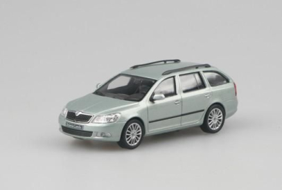 Abrex Škoda Octavia II FL Combi (2008) 1:43 - Zelená Arctic Metalíza