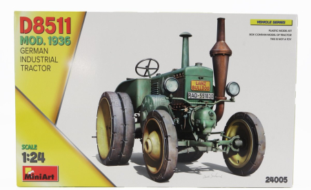 Miniart Lanz Bulldog D8511 German Industrial Tractor 1936 1:24 /