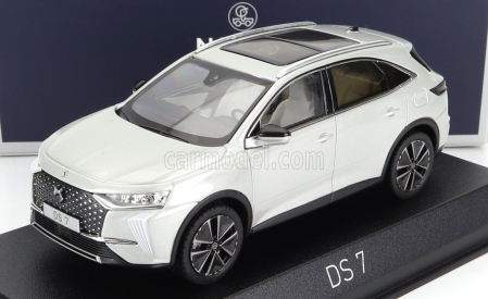 Norev Ds automobiles Ds7 2022 1:43 Cristal Pearl