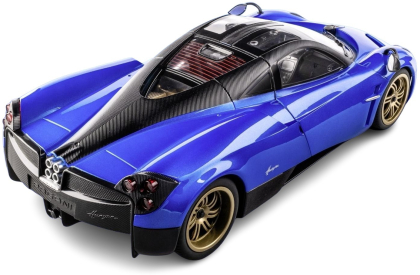 RC auto Pagani Huaira