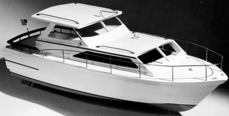 RC loď Trojan Cabin Cruiser