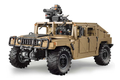 RC stavebnice Humvee Off-Road 1/8 