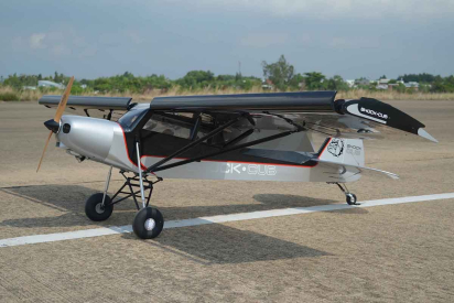 RC letadlo Shock Cub 2,59m, stříbrná