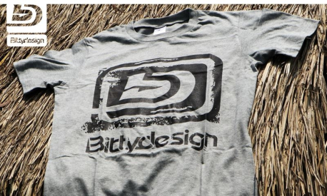 TBittydesign 2015 tričko modré ICON, velikost L