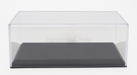 Vetrina display box Vetrina display box Box For 1/43 Base In Plastica Nera - Plastic Base Black - Lungh.length Cm 18.0 X Largh.width Cm 7.8 X Alt.height Cm 6.7 (altezza Interna Interior Height Cm 5.5) 1:43 Plastový Displej - Černý