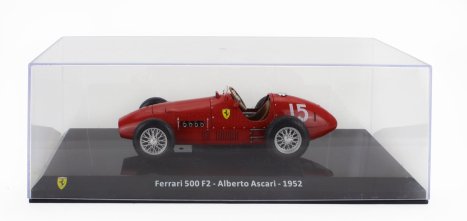 Edicola Ferrari F1  500 F2 N 15 World Champion Season 1952 Alberto Ascari - Con Vetrina - With Showcase 1:24 Red