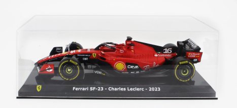 Edicola Ferrari F1  Sf-23 Team Scuderia Ferrari N 16 Season 2023 Charles Leclerc - Con Vetrina - With Showcase 1:24 Červená Černá Žlutá