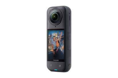 Insta360 X5