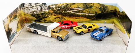 Mattel hot wheels Dodge Set 4x Challenger N 70 Coupe 1970 - Ford Mustang 2+2 Fastback N 89 Coupe 1965 - Chevrolet Camaro N 48 1970 - Retro Rig Flatbed Truck Car Transporter - Carro Attrezzi - Wrecker Road Service 1:64 Různé