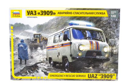Zvezda UAZ 452 Van (3909) Ambulance 1965 1:43 /