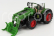 Bburago Fendt Vario 1050 Tractor With Front Logging Grab 2016 1:50 Zelená Šedá Červená