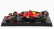 Bburago Ferrari F1  Sf-23 Team Scuderia Ferrari N 55 Pole Position 3rd Monza Italy Gp 2023 Carlos Sainz - With Pilot And Showcase 1:43 Červená Černá Žlutá