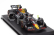Bburago Red bull F1  Rb20 Team Oracle Red Bull Racing N 11 Season 2024 Sergio Perez - With Pilot And Showcase 1:43 Modrá Žlutá Červená