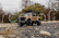 RC auto Land Rover Defender T98 V2 1/12, písková + náhradní baterie