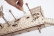 Ugears 3D dřevěné mechanické puzzle Železniční nástupiště