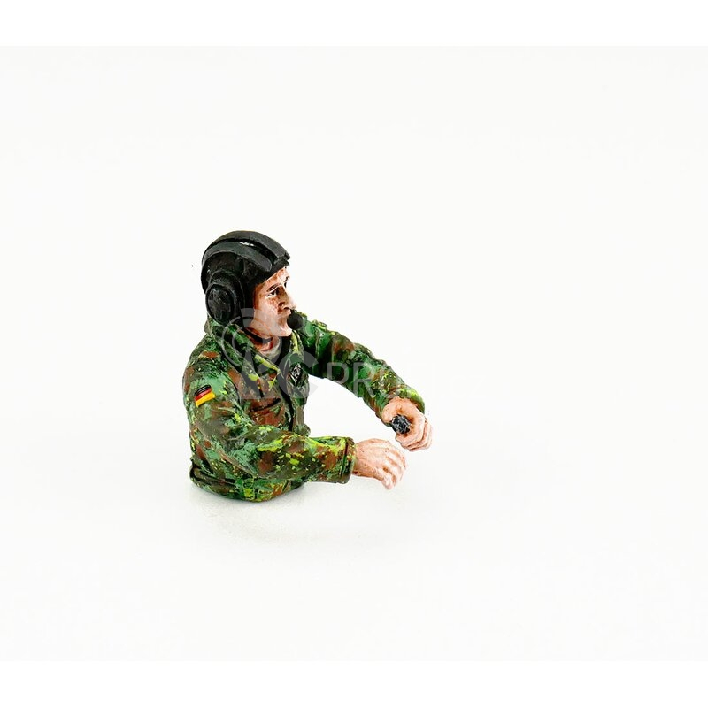 1/16 půl figurka německého tankisty Leoparda, ručně malovaný