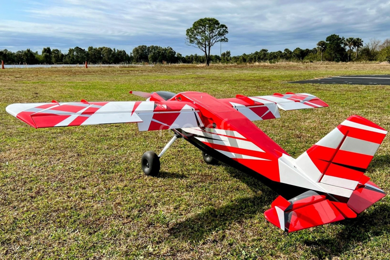 RC letadlo 100