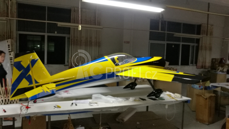 RC letadlo 105.5