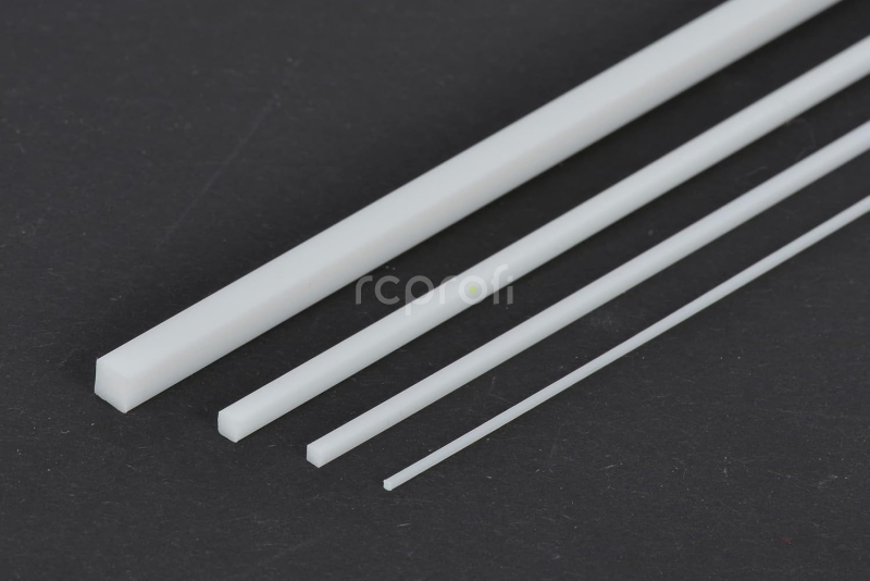 108/70130 Profil Plast 3 mm 
