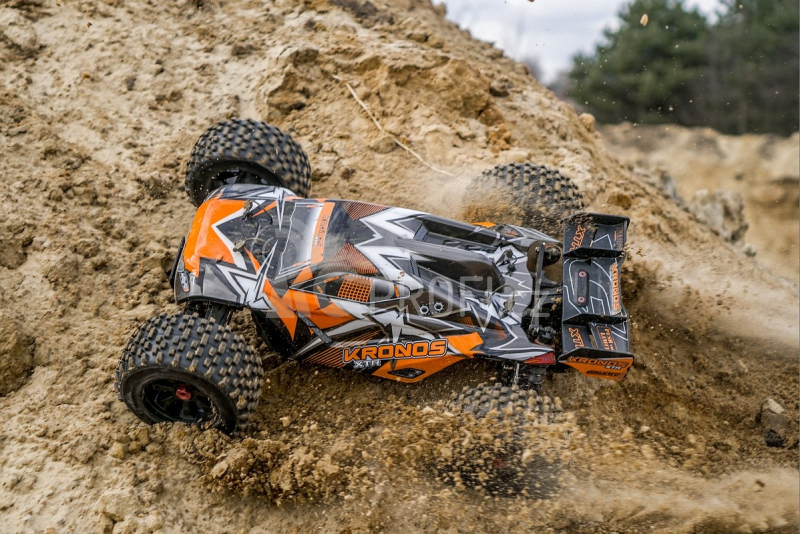 RC auto KRONOS XTR 6S - 1/8 Monster Truck 4WD bez elektroniky - TUNING verze