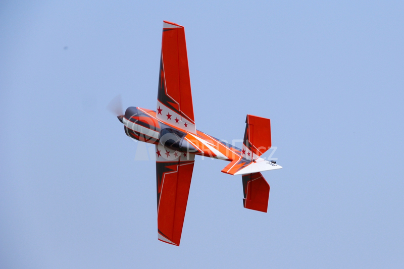 RC letadlo 60