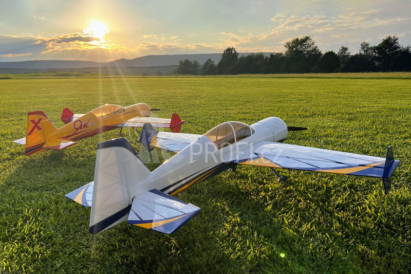 RC letadlo 60