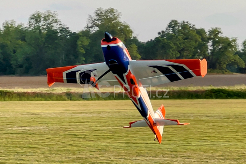 RC letadlo 67