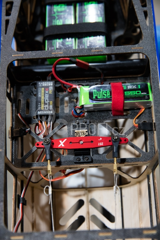 RC letadlo 74