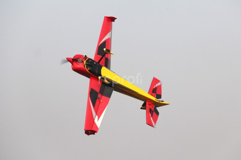 RC letadlo 84