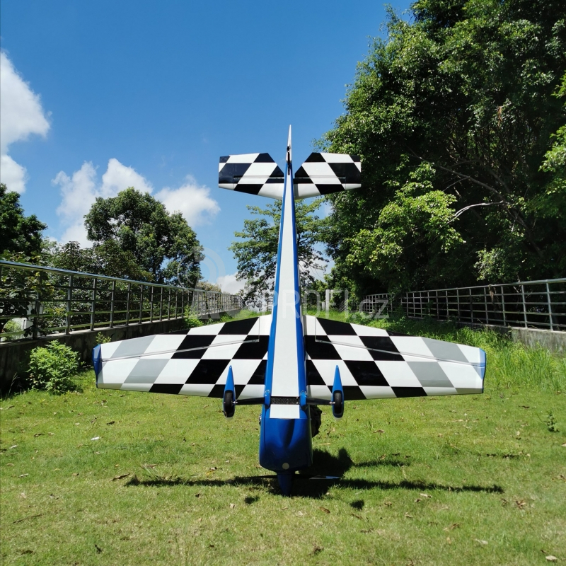 RC letadlo 85