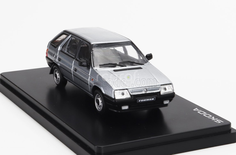 Abrex Škoda Forman Sw Station Wagon 1993 1:43 Grey Met