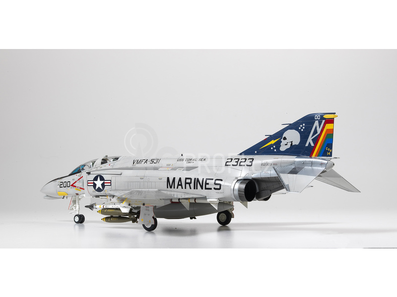 Academy McDonnell F-4B/N VMFA-531 USMC Gray Ghost (1:48)