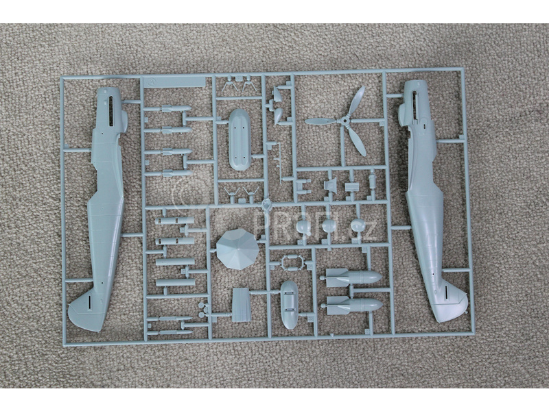 Academy Messerschmitt Bf109G-6/G-2 JG 27 (1:48)