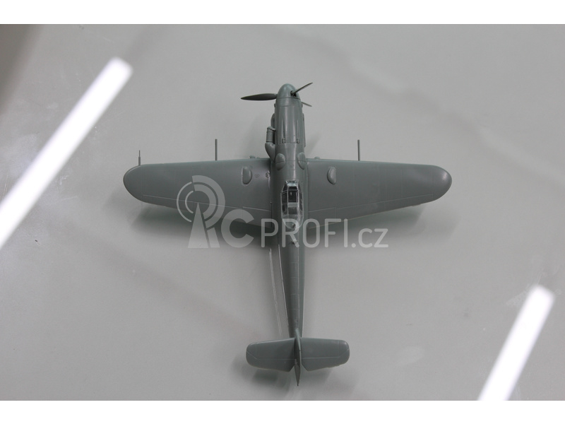 Academy Messerschmitt Bf109G-6/G-2 JG 27 (1:48)