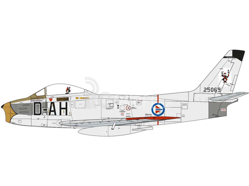 Airfix North American F-86F-40 Sabre (1:48)