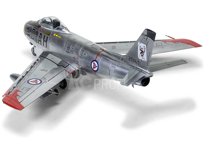 Airfix North American F-86F-40 Sabre (1:48)