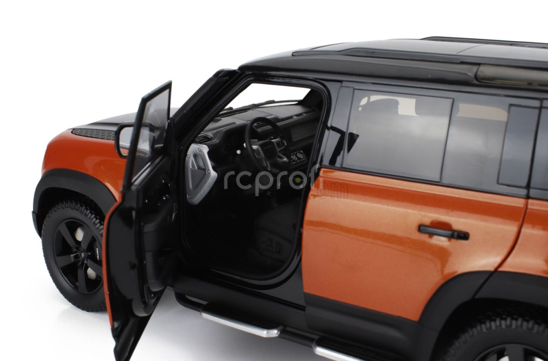 Almost-real Land rover New Defender 110 2020 1:18 Oranžová Černá