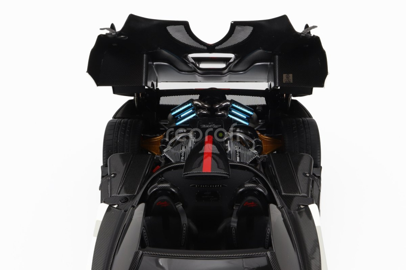 Almost-real Pagani Zonda 5 Cinque Roadster 2009 1:18 Bílý Černý Uhlík