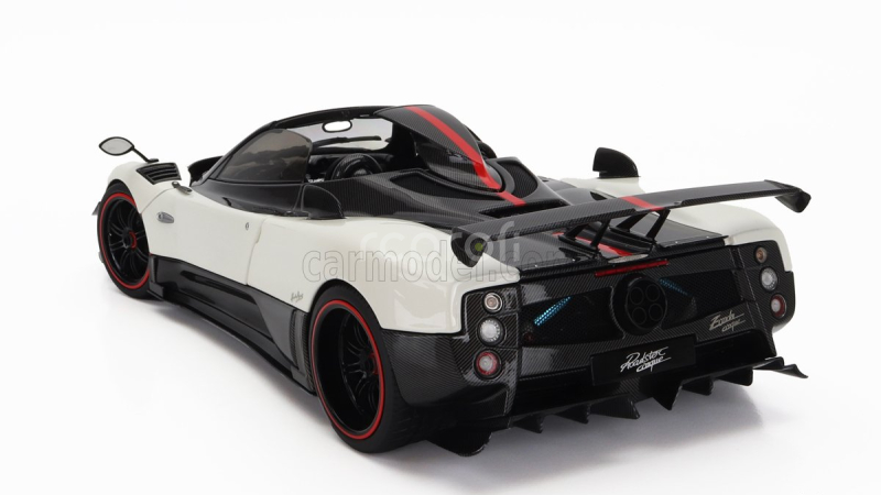 Almost-real Pagani Zonda 5 Cinque Roadster 2009 1:18 Bílý Černý Uhlík
