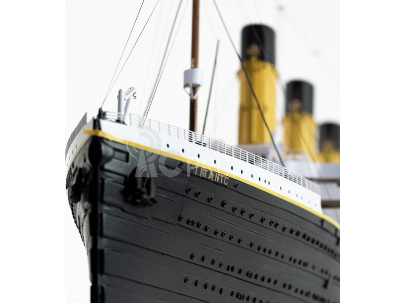 AMATI R.M.S. Titanic 1:250 kit