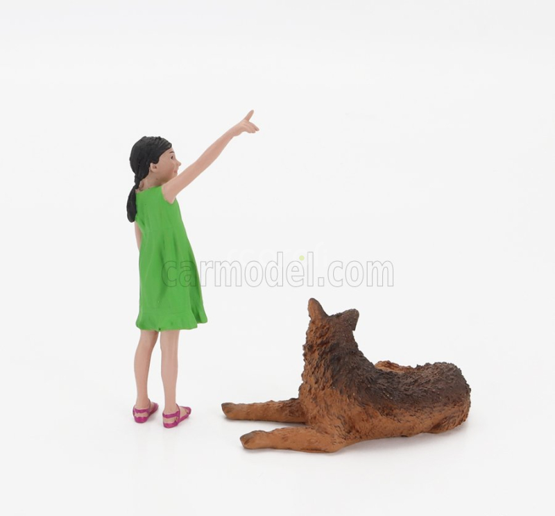 American diorama Figures Girl Whit Dog 1:18 Zelená Hnědá