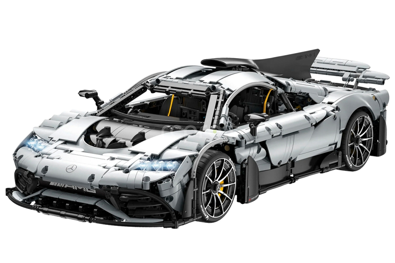 AMG One - stavebnice z kostek