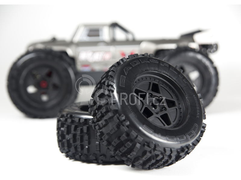 Arrma Outcast 6S BLX 1:8 4WD RTR stříbrná