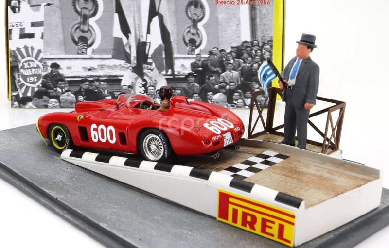 Art-model Ferrari Diorama - 290mm Spider S/n0626 N 600 Mille Miglia 1956 Juan Manuel Fangio 1:43 Červená Modrá Žlutá